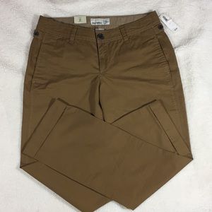 NWT Old Navy Mid Rise Straight Leg Cuffed Pants Size 2